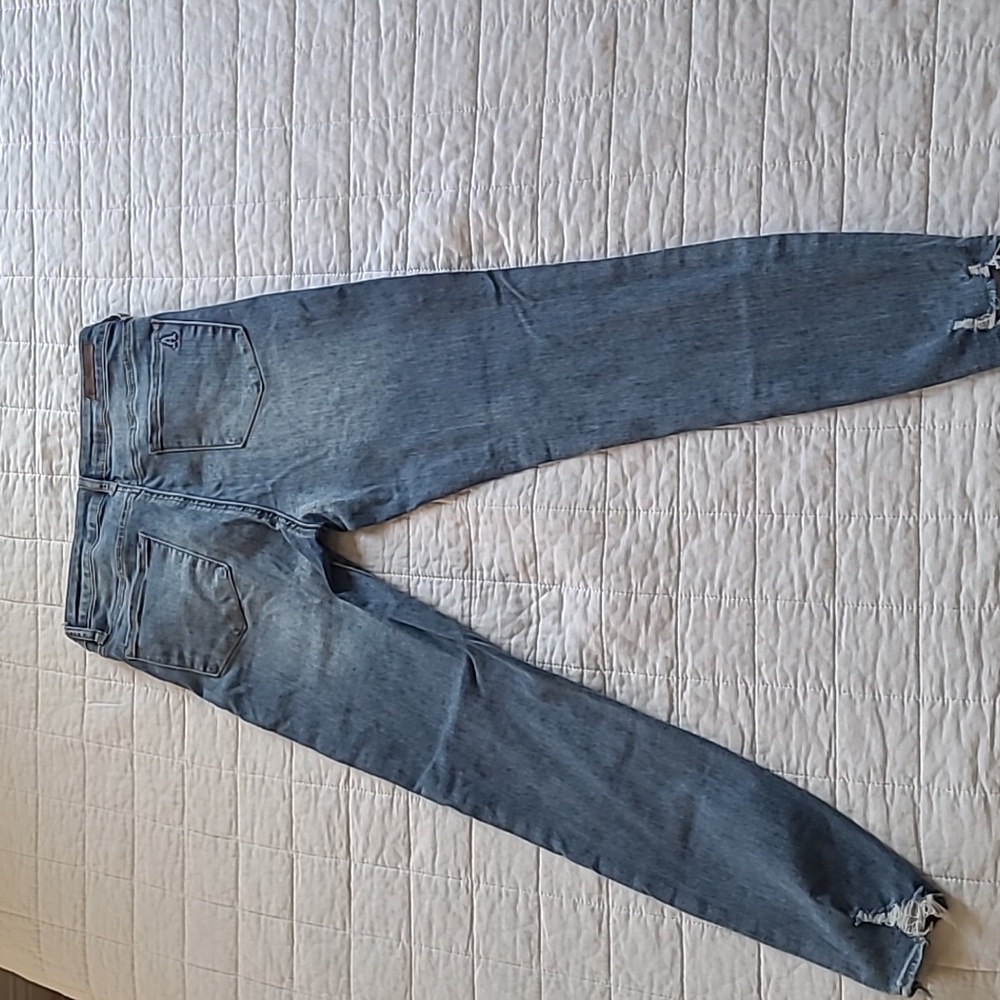 Articles of Society distressed regular fit trenton color stretch jean size 27